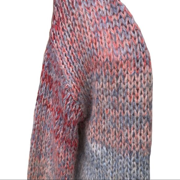 SUNDANCE sweater, loose knit with balloon 🎈sleeve. Looks great on! - Picture 3 of 10